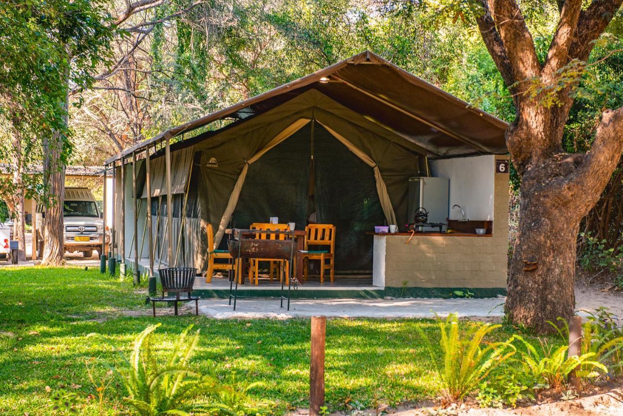 Zambezi Mubala Camp Hotel Катима Мулило Екстериор снимка
