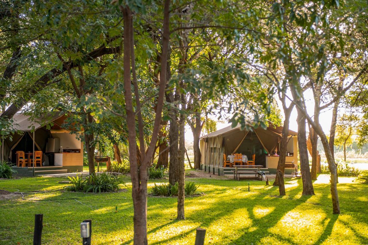 Zambezi Mubala Camp Hotel Катима Мулило Екстериор снимка
